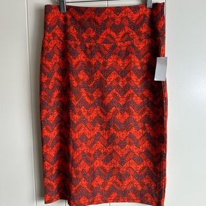 💛💛 4/$25 NWT….Lularoe Red & Purple Print Cassie Skirt/ medium